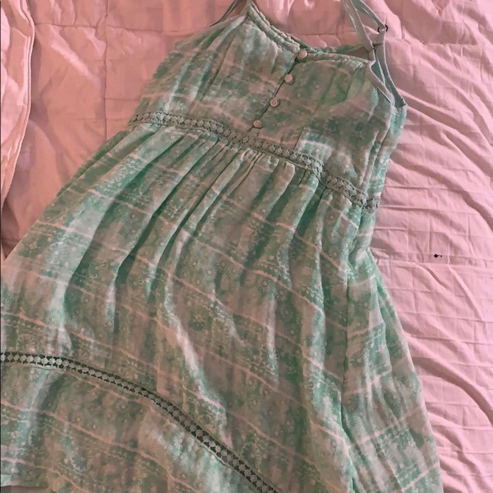 Dress - Picture 4 of 5